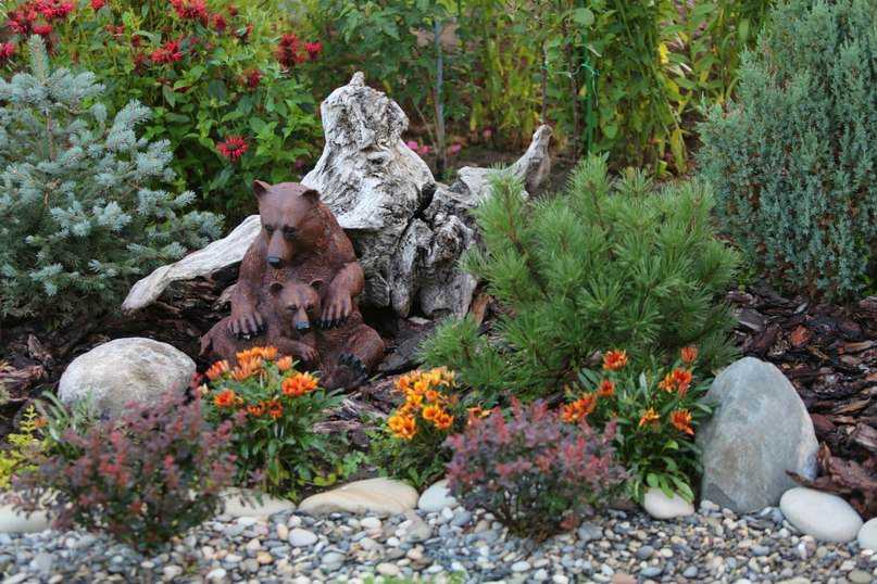 Садовые скульптуры для сада и дачи из бетона, дерева и гипса - 22 фото