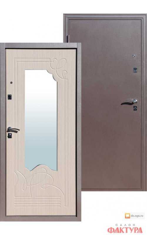 Два в одном: входные двери с зеркалом для прихожей