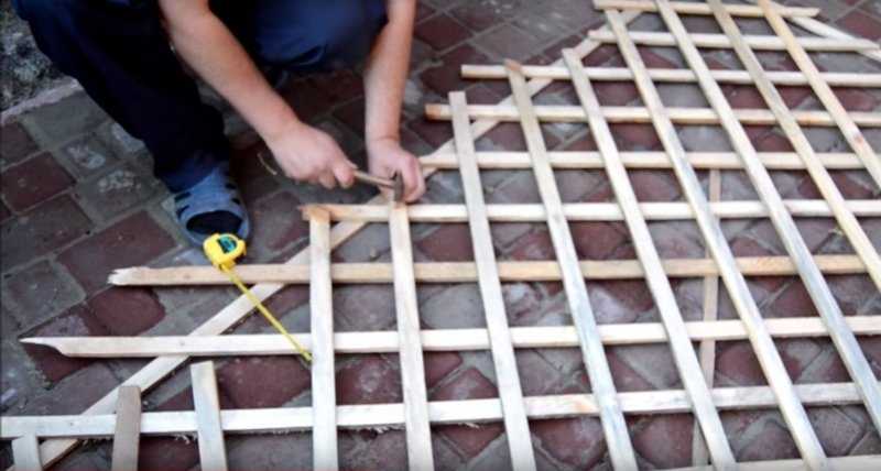 Решетки из дерева для беседок: как сделать своими руками деревянную обрешетку для дачи