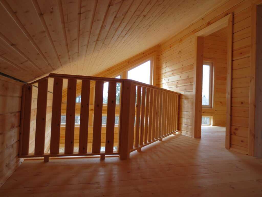 Внутренняя отделка деревянного дома: особенности и выбор